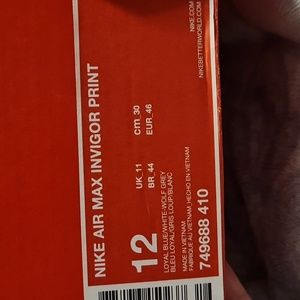 Mens Air Max invigor print